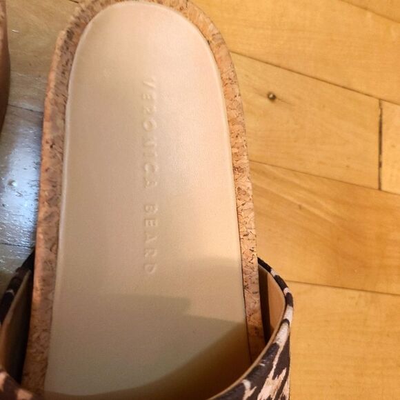 Veronica Beard Dresdyn Slides Animal Print - Picture 3 of 6